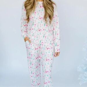 Women's Floral Print Pajama Set